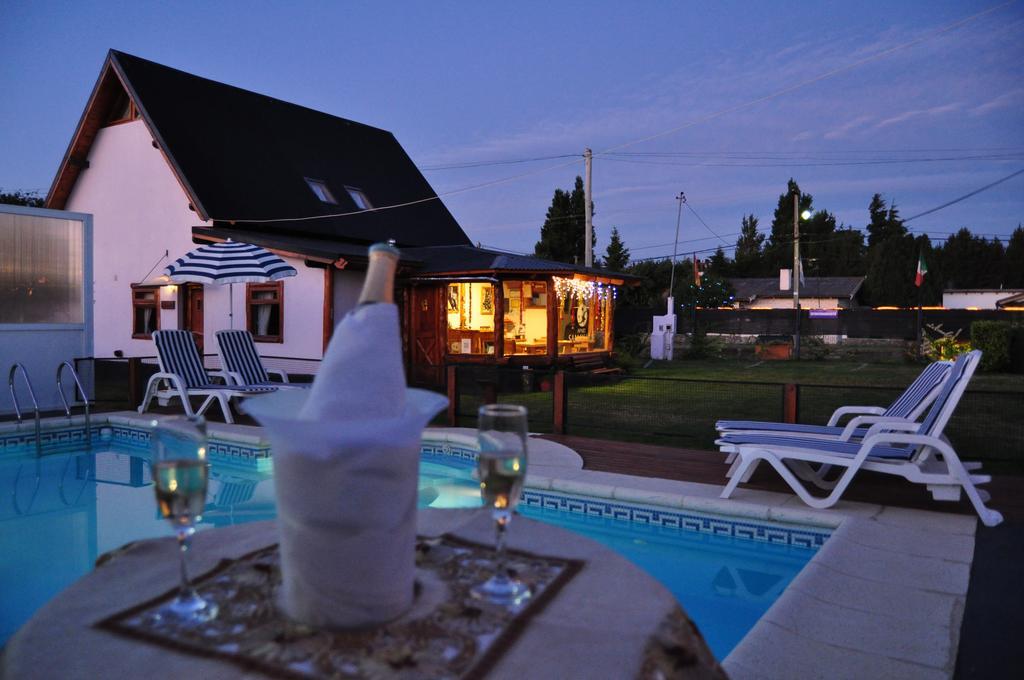 Apart Samay Hue Bungalows Dina Huapi Exterior foto